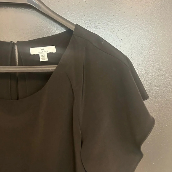 Halston black silk dress size M excellent condition flutter sleeves great dress - Picture 4 of 10